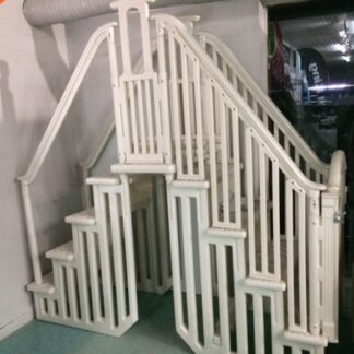 escalier de luxe pour piscine hors terre